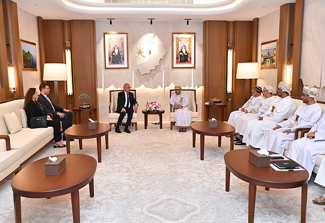  Tunisian Health Minister Begins Official Visit to Oman to Strengthen Bilateral Cooperation